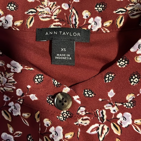 Ann Taylor dark red floral button down dress mandarin collar - Picture 5 of 5